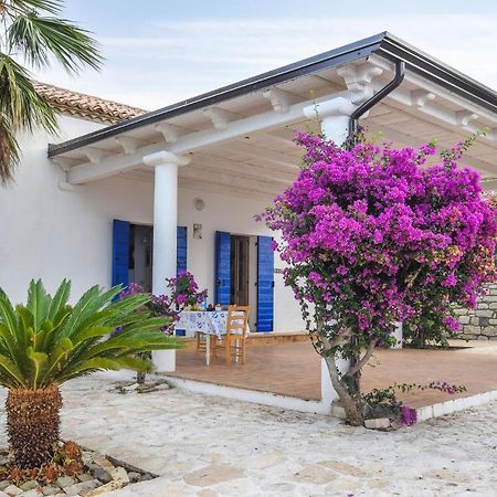 Casa Celestina Villa Diamante Bagian luar foto